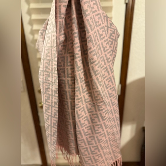 Fendi Soft Pink and Gray Patterned Wrap Scarf - Picture 1 of 5